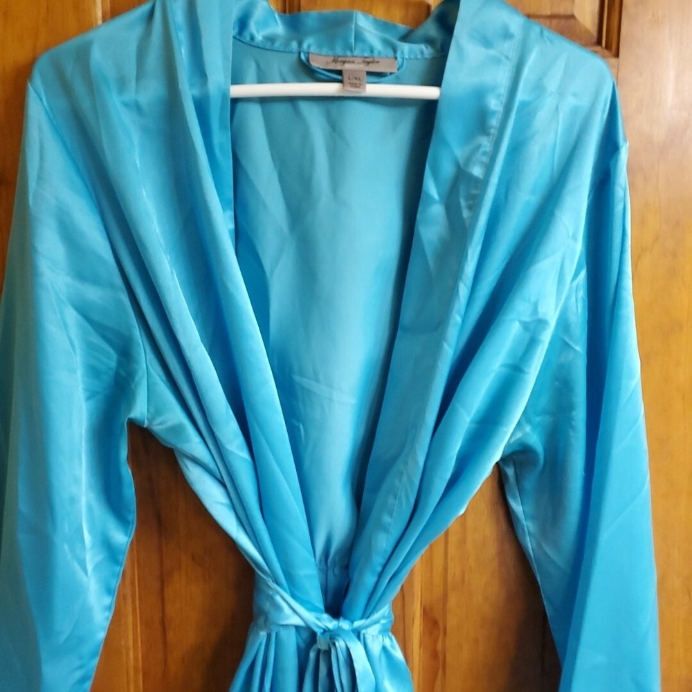 Morgan Taylor L/XL Satin Robe Women Turquoise Lace Trim Tie Waist Loungewear